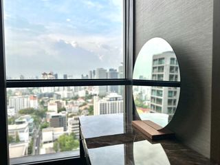 For rent 2 bed condo in Khlong Toei, Bangkok