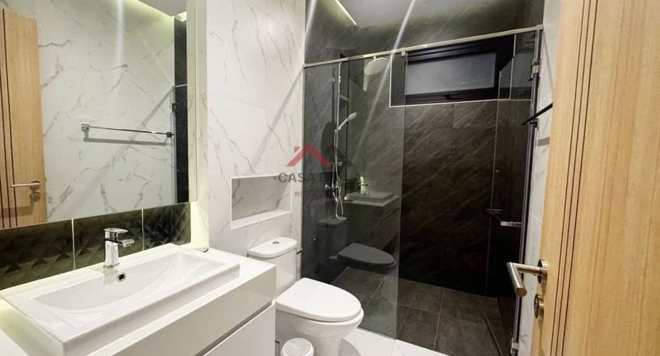 À vendre 4 chambres villa à Huay Yai, Pattaya