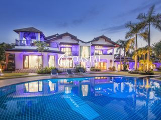 Casa en venta de 9 habitaciones en Bang Saray, Pattaya