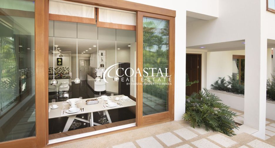 Haus zum Kauf mit 9 Zimmer in Sattahip, Chonburi