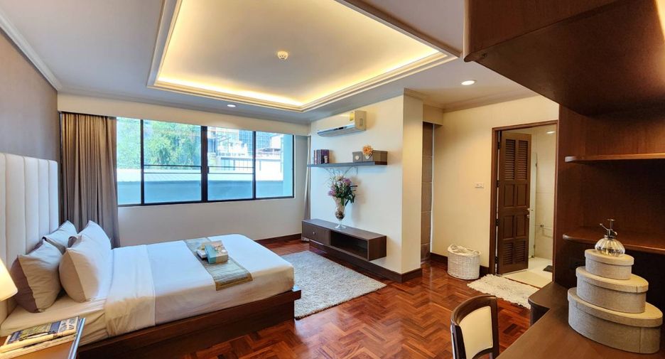 For rent 2 bedrooms apartment in Pathum Wan, Bangkok