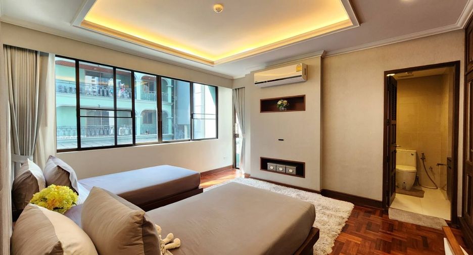 For rent 2 bedrooms apartment in Pathum Wan, Bangkok