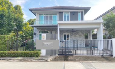 For sale 3 ベッドルーム house in Lat Krabang, Bangkok