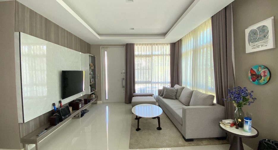 For sale 3 ベッドルーム house in Lat Krabang, Bangkok