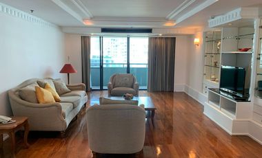 For rent 3 bedrooms condo in Watthana, Bangkok