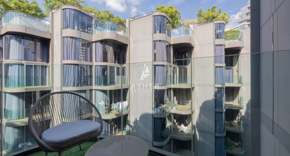 For sale 3 bedrooms condo in Watthana, Bangkok