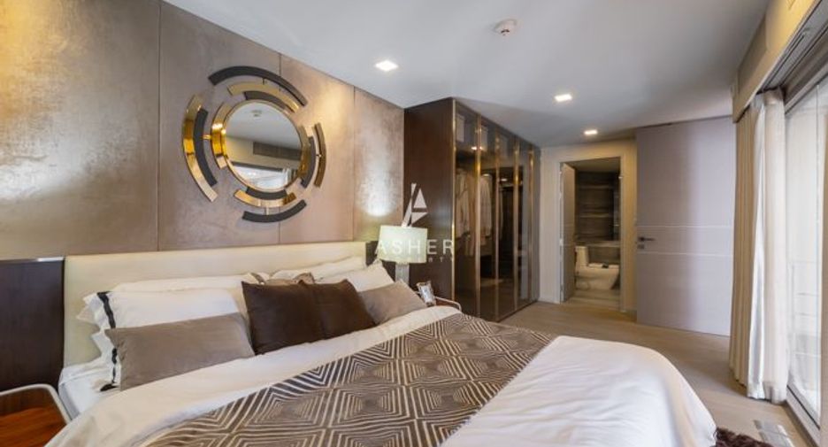 For sale 3 bedrooms condo in Watthana, Bangkok