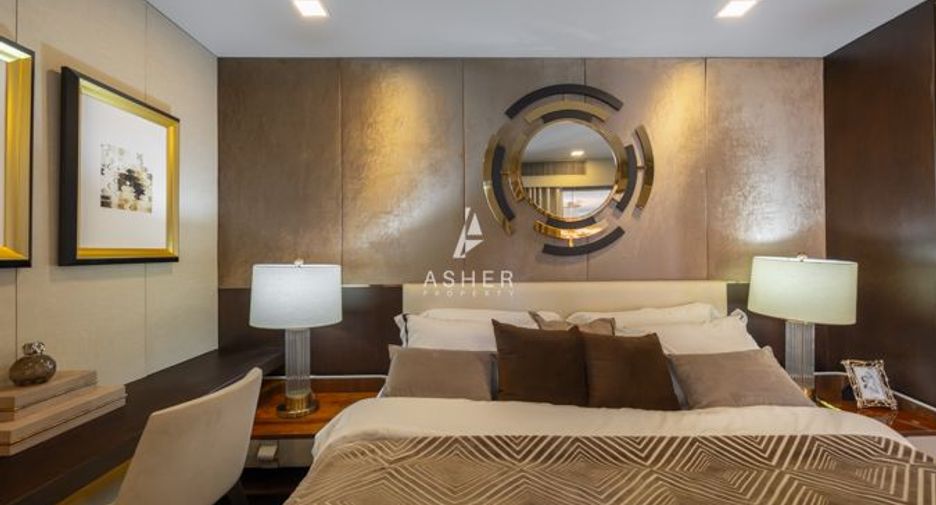 For sale 3 bedrooms condo in Watthana, Bangkok