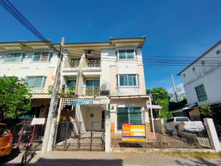 出售 公寓 联排别墅 在 Bang Phli, Samut Prakan