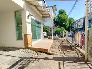 出售 公寓 联排别墅 在 Bang Phli, Samut Prakan