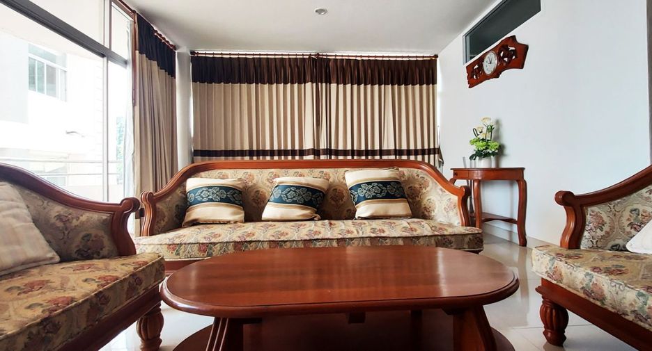 For sale 1 bed condo in Klaeng, Rayong