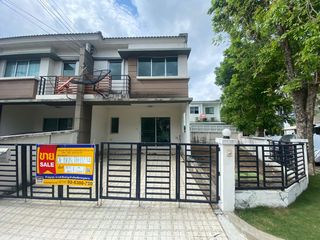Продажа студия таунхаус в Тхунг Кхру, Бангкок