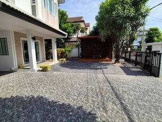 For rent 4 bedrooms house in Mueang Chiang Mai, Chiang Mai