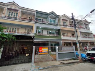 For sale スタジオ townhouse in Bang Khun Thian, Bangkok
