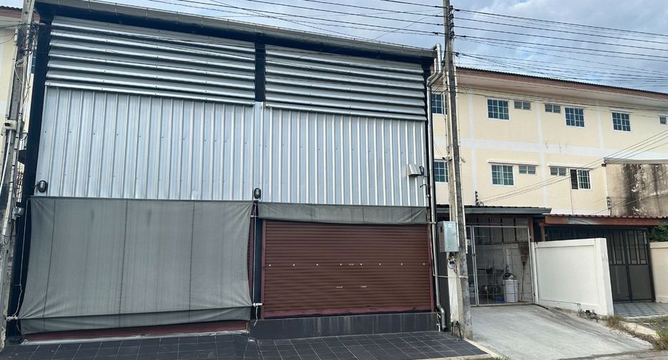 Local comercial en venta de 6 habitaciones en Mueang Rayong, Rayong