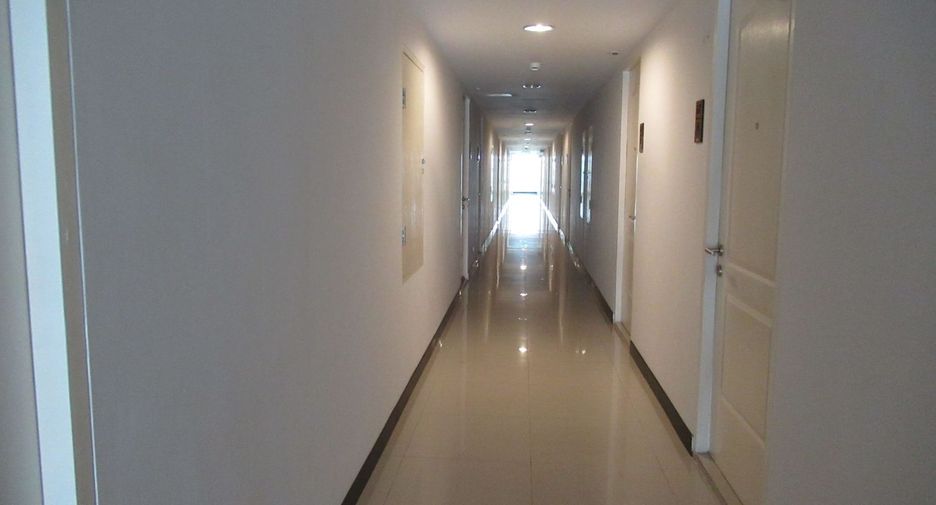 For sale studio condo in Thon Buri, Bangkok