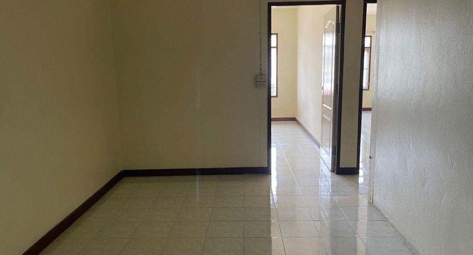 Reihenhaus zum Kauf mit Studio in Bang Khun Thian, Bangkok
