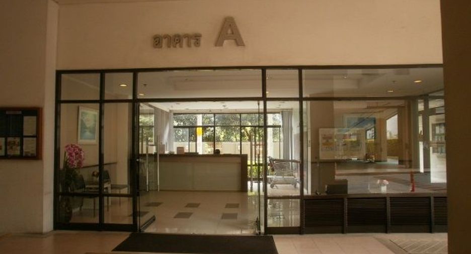 For sale studio condo in Thon Buri, Bangkok