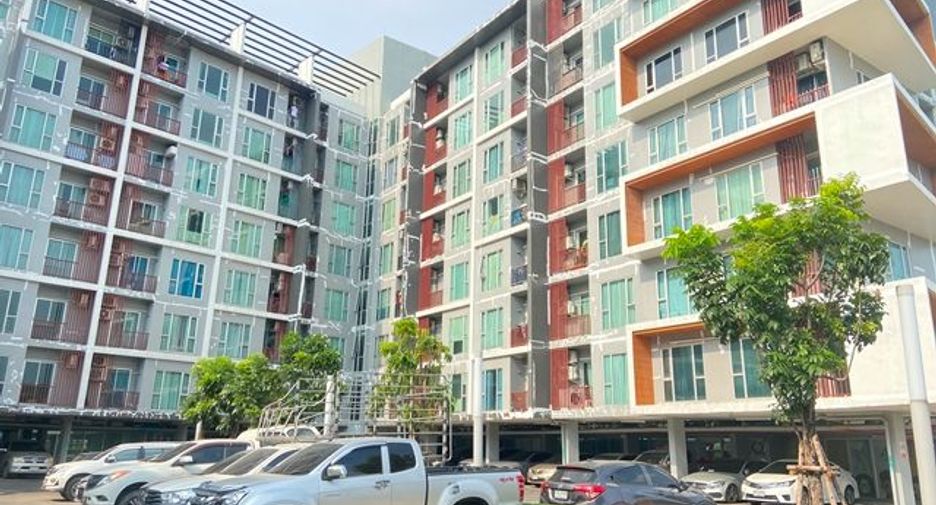 For sale スタジオ condo in Bang Khun Thian, Bangkok