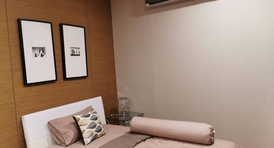 For sale 2 bedrooms condo in Khlong Toei, Bangkok