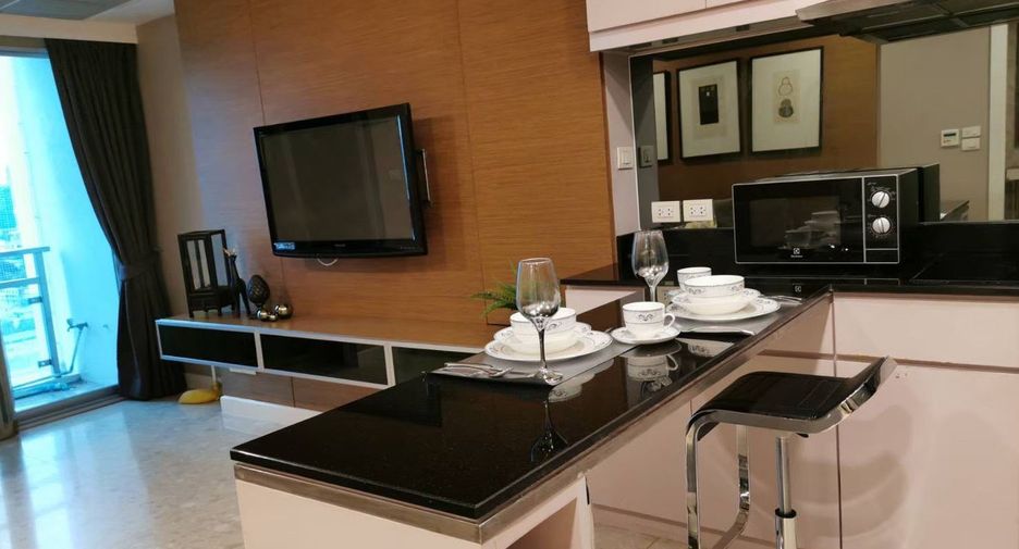 For sale 2 bedrooms condo in Khlong Toei, Bangkok
