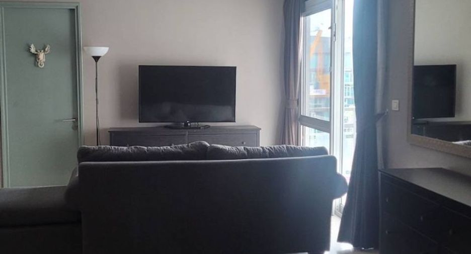 Condo en alquiler de 3 habitaciones en Khlong Toei, Bangkok