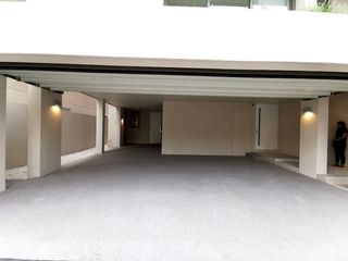 For sale 5 Beds house in Yan Nawa, Bangkok