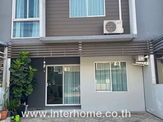 For sale 3 bed townhouse in Sai Noi, Nonthaburi