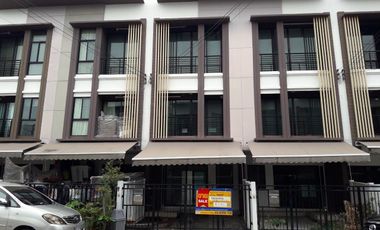 For sale studio townhouse in Phasi Charoen, Bangkok
