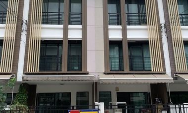 For sale studio townhouse in Phasi Charoen, Bangkok