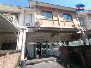 For sale 2 bed townhouse in Mueang Chachoengsao, Chachoengsao
