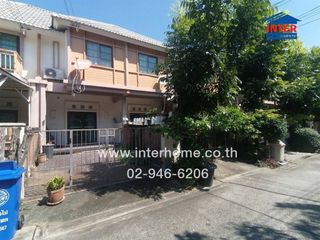 For sale 2 bed townhouse in Mueang Chachoengsao, Chachoengsao