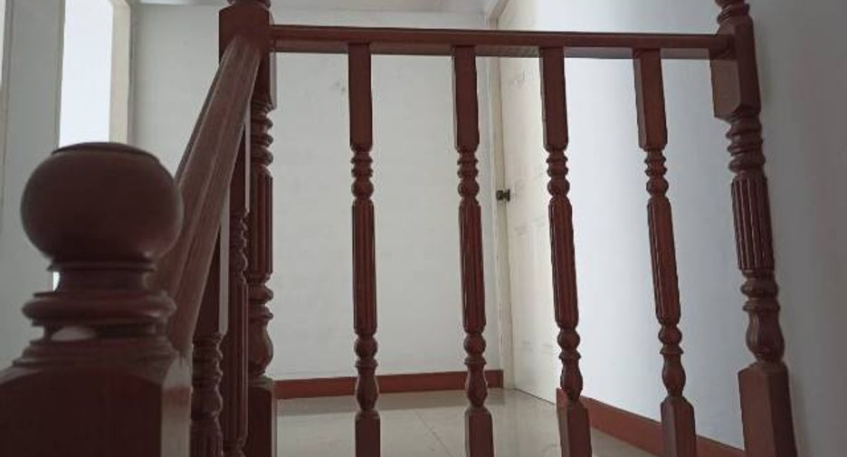 For sale studio townhouse in Nong Khaem, Bangkok