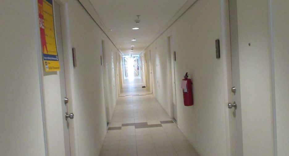 For sale studio condo in Taling Chan, Bangkok