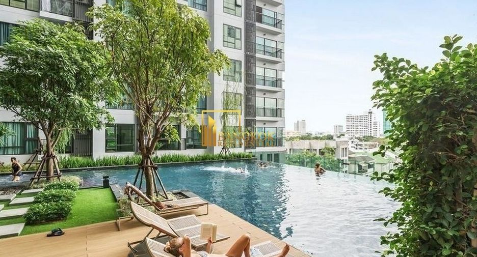 For rent 1 bed condo in Khlong Toei, Bangkok