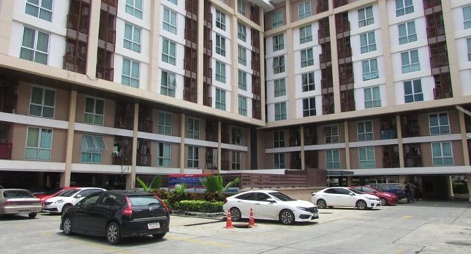 For sale studio condo in Wang Thonglang, Bangkok