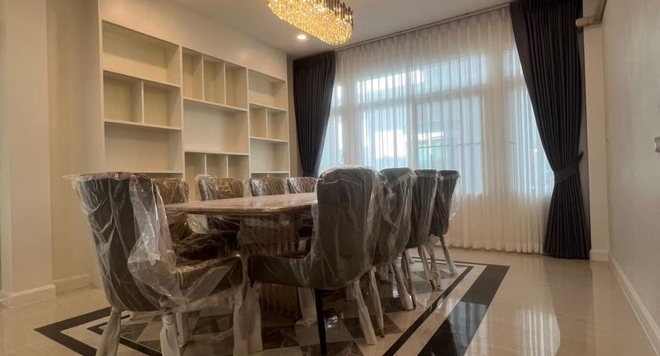 For rent 7 bedrooms house in Bang Na, Bangkok