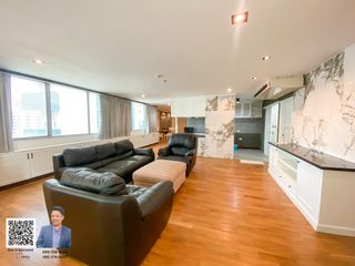 For sale 2 bed condo in Watthana, Bangkok