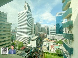 For sale 2 bed condo in Watthana, Bangkok
