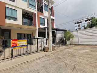 For sale スタジオ townhouse in Bang Khae, Bangkok