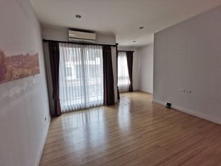 For sale スタジオ townhouse in Bang Khae, Bangkok