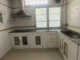 À vendre studio maison de ville à Bang Khun Thian, Bangkok