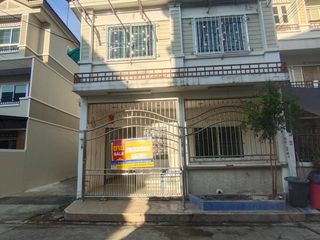 À vendre studio maison de ville à Bang Khun Thian, Bangkok