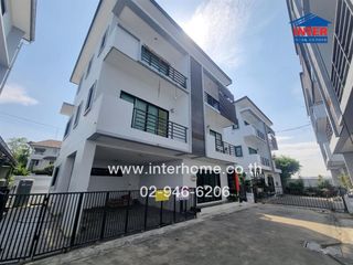 For sale 4 bed office in Phasi Charoen, Bangkok