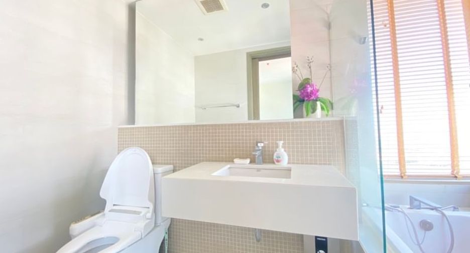 For rent 1 bed condo in Si Racha, Chonburi
