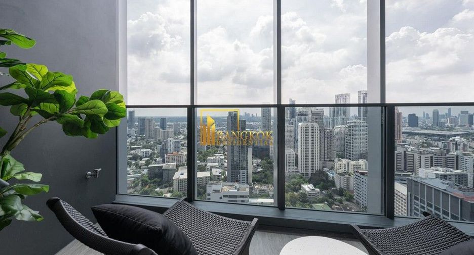 For rent 1 bed condo in Khlong Toei, Bangkok