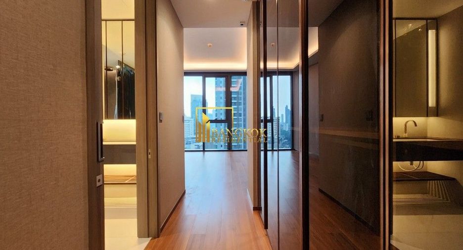 For rent 2 bedrooms condo in Khlong Toei, Bangkok