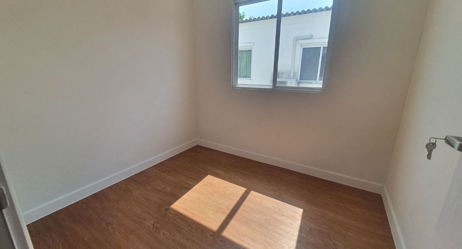Casa adosada en venta de estudio en Khan Na Yao, Bangkok