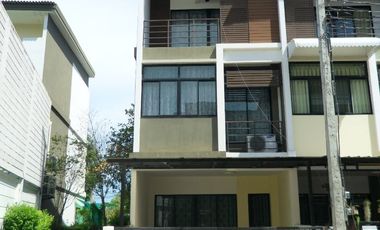 For sale studio townhouse in Bang Khae, Bangkok