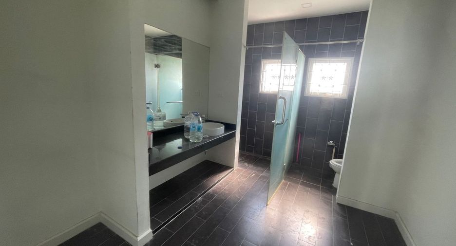 For sale studio townhouse in Min Buri, Bangkok